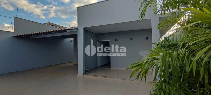 Foto 1 de Casa com 3 Quartos à venda, 150m² em City Uberlândia, Uberlândia