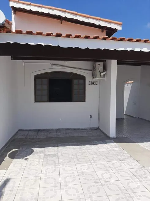 Foto 1 de Casa com 2 Quartos à venda, 100m² em São Luiz, Peruíbe