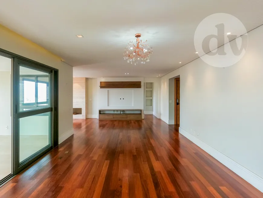 Foto 1 de Apartamento com 3 Quartos à venda, 250m² em Santana, São Paulo