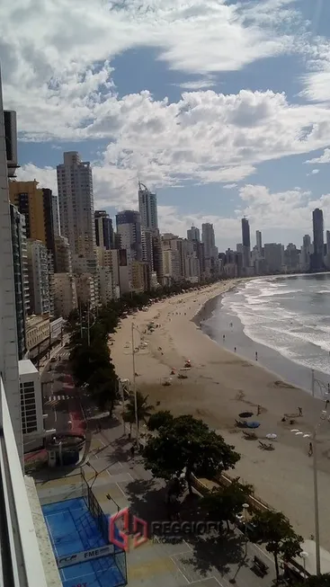 Foto 1 de Apartamento com 3 Quartos à venda, 150m² em Centro, Balneário Camboriú