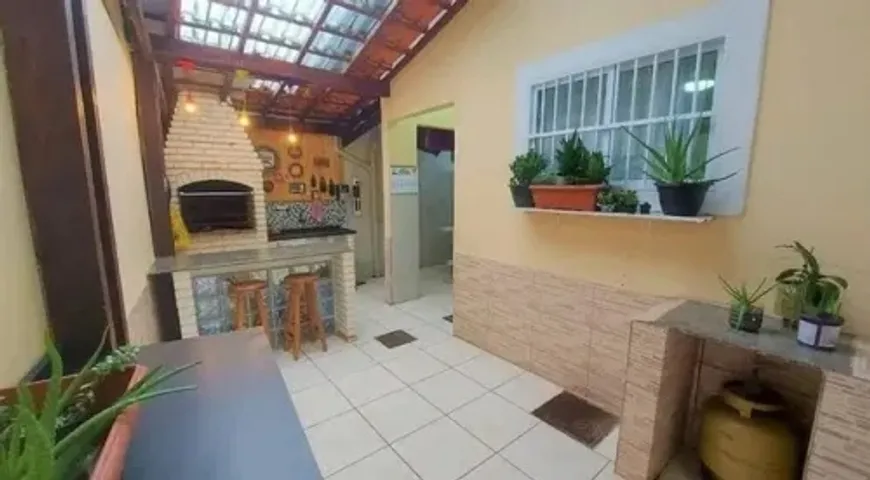 Foto 1 de Casa com 3 Quartos à venda, 70m² em Novo Horizonte, Serra