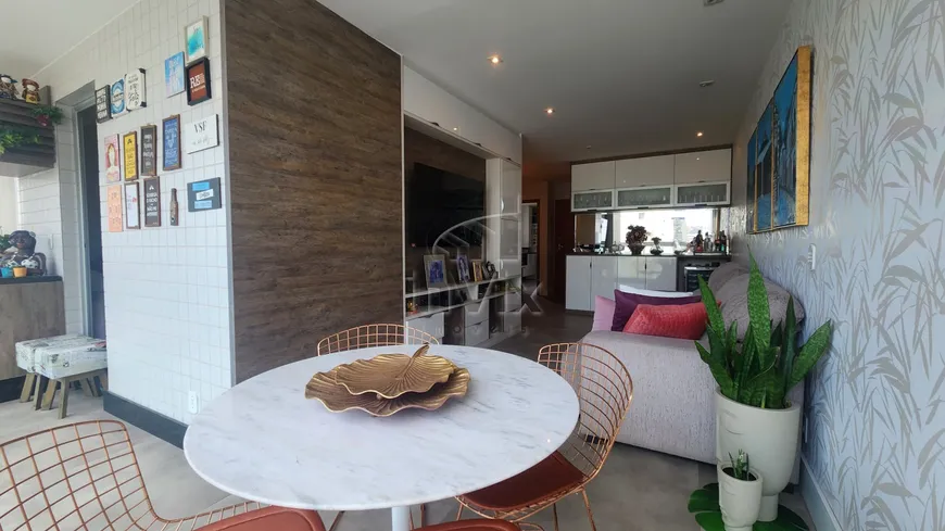 Foto 1 de Apartamento com 3 Quartos à venda, 110m² em Praia do Canto, Vitória