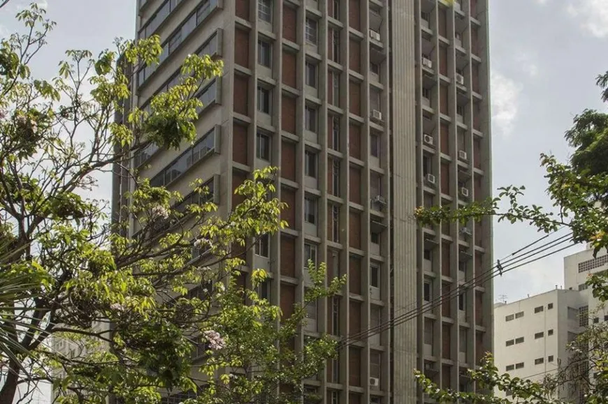 Foto 1 de Apartamento com 3 Quartos à venda, 226m² em Jardim Paulista, São Paulo