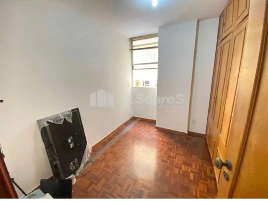Foto 1 de Apartamento com 3 Quartos à venda, 120m² em Leme, Rio de Janeiro