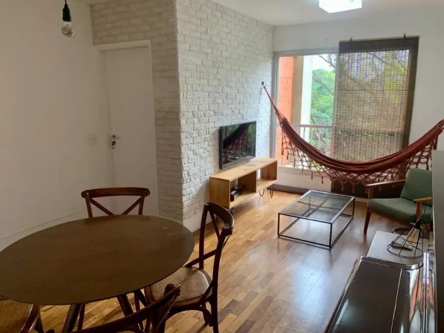 Foto 1 de Apartamento com 2 Quartos para alugar, 70m² em Pinheiros, São Paulo