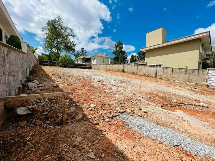 Foto 1 de Lote/Terreno à venda, 647m² em Alphaville Lagoa Dos Ingleses, Nova Lima