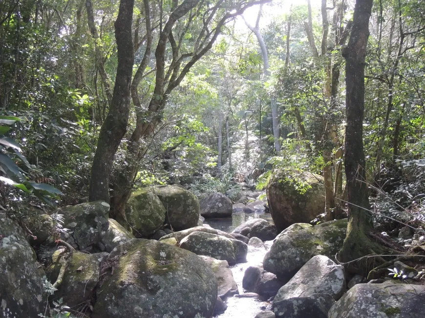 Foto 1 de Lote/Terreno à venda, 20000m² em Areias de Macacu, Garopaba