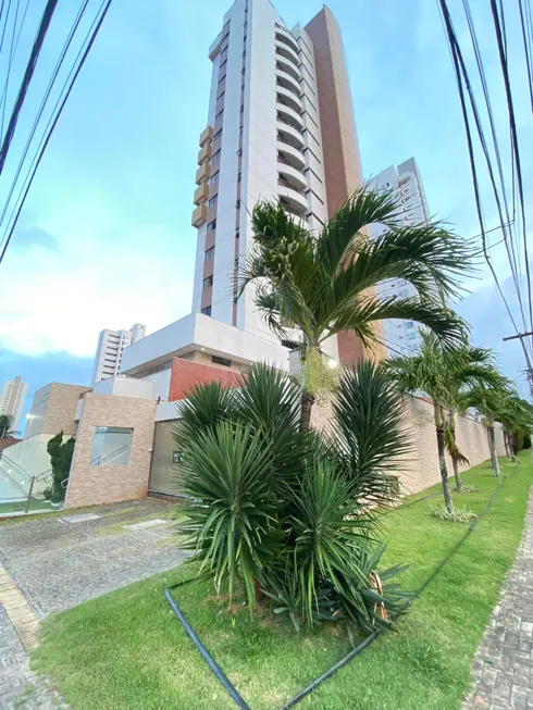 Foto 1 de Apartamento com 3 Quartos à venda, 107m² em Candelária, Natal