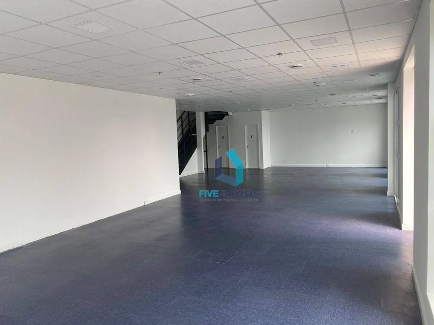 Foto 1 de Sala Comercial para alugar, 260m² em Vila Cordeiro, São Paulo