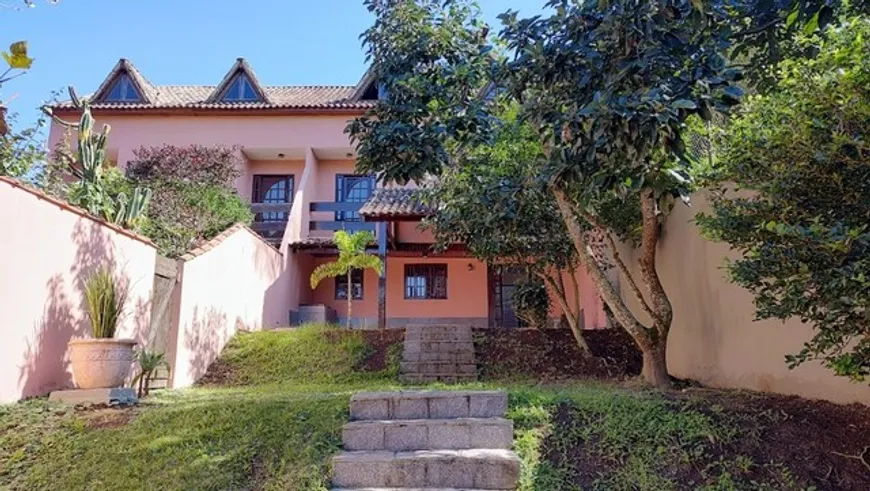 Foto 1 de Casa com 3 Quartos para alugar, 220m² em Guaratiba, Rio de Janeiro