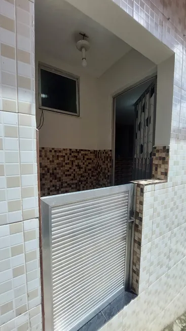 Foto 1 de Casa com 1 Quarto para alugar, 40m² em  Vila Valqueire, Rio de Janeiro