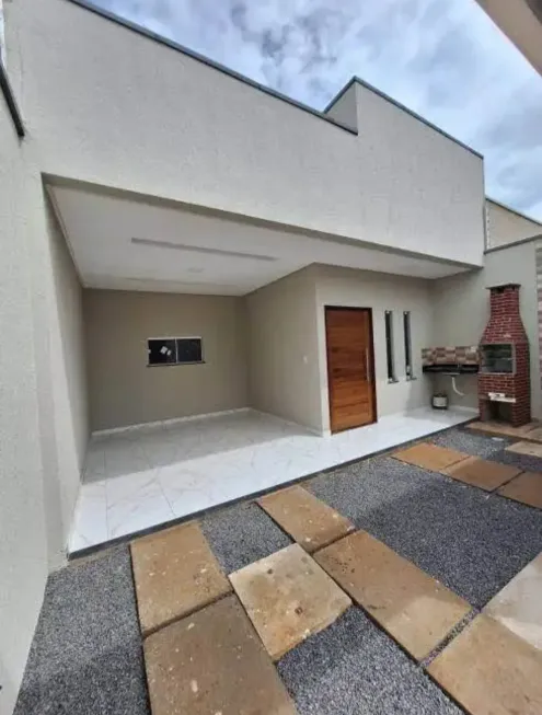 Foto 1 de Casa com 2 Quartos à venda, 200m² em Vila Geni, Itapecerica da Serra