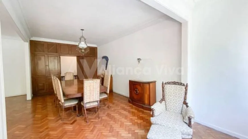 Foto 1 de Apartamento com 3 Quartos à venda, 185m² em Copacabana, Rio de Janeiro