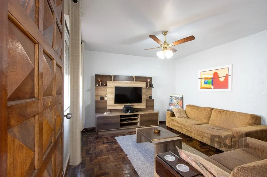 Foto 1 de Apartamento com 3 Quartos à venda, 83m² em Cavalhada, Porto Alegre