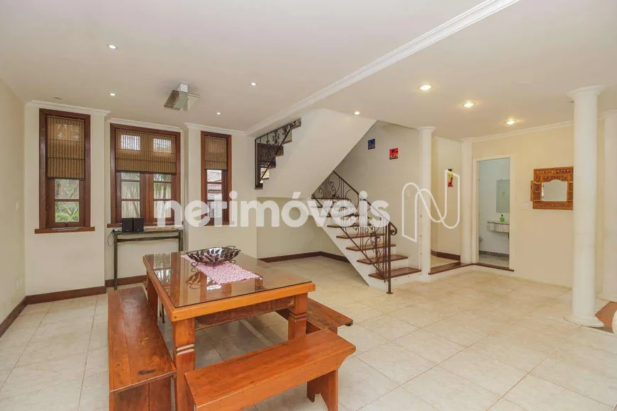Foto 1 de Casa com 4 Quartos à venda, 360m² em Santa Rosa, Belo Horizonte