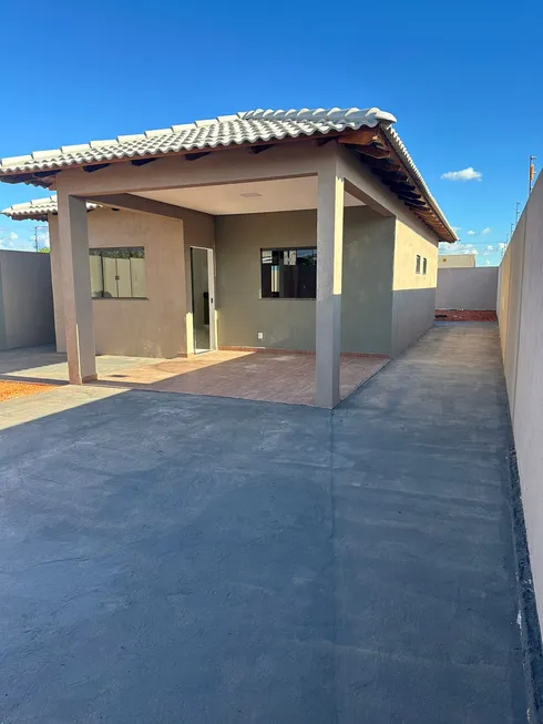 Foto 1 de Casa com 3 Quartos à venda, 220m² em Setor Bela Vista, Formosa