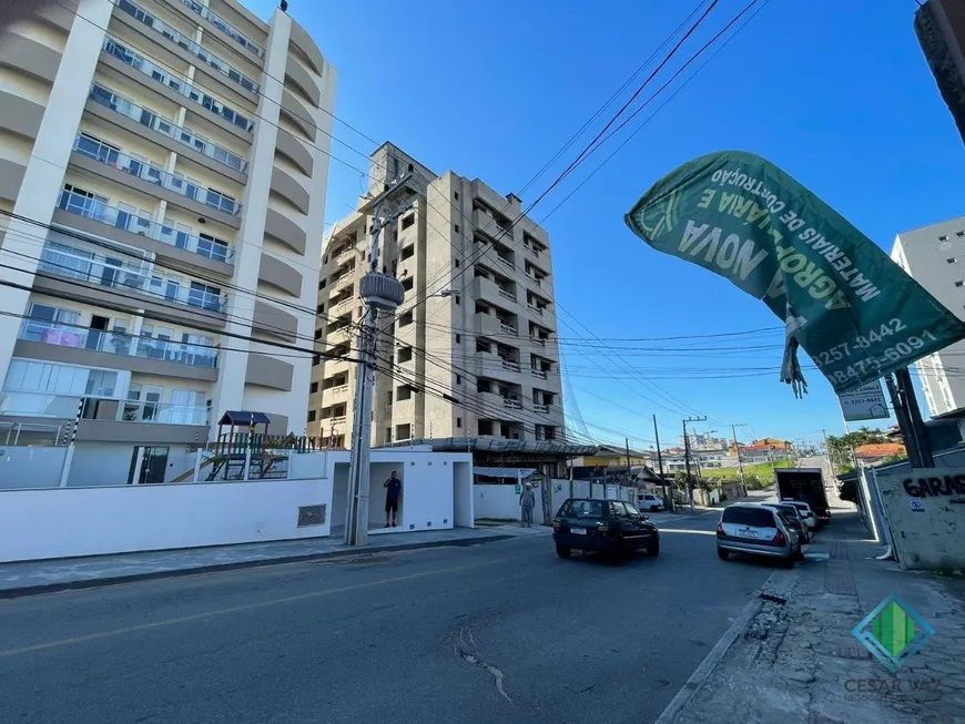 Foto 1 de Apartamento com 2 Quartos à venda, 72m² em Ipiranga, São José