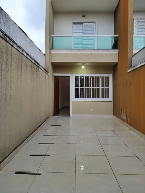Foto 1 de Casa com 2 Quartos para alugar, 125m² em Jardim Bonfiglioli, São Paulo
