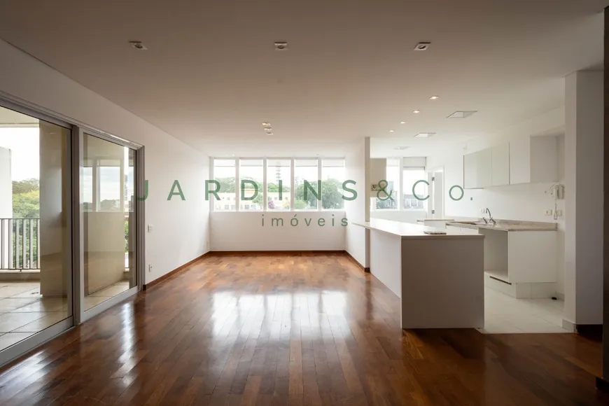 Foto 1 de Apartamento com 2 Quartos à venda, 150m² em Alto da Lapa, São Paulo