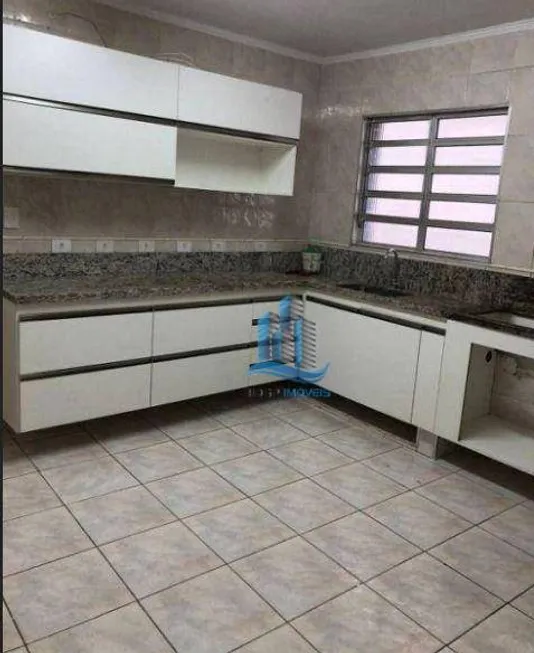 Foto 1 de Sobrado com 2 Quartos à venda, 186m² em Santo Antônio, São Caetano do Sul