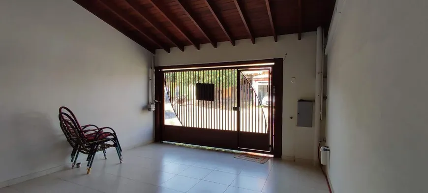 Foto 1 de Casa com 3 Quartos à venda, 200m² em Loteamento Planalto do Sol, Santa Bárbara D'Oeste