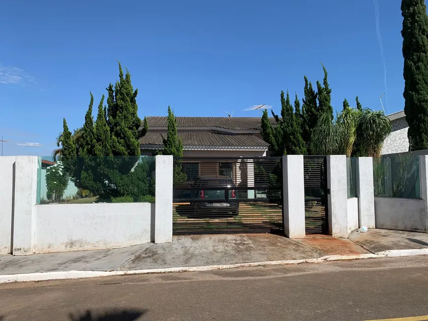 Foto 1 de Casa com 4 Quartos à venda, 220m² em Setor Habitacional Vicente Pires, Brasília