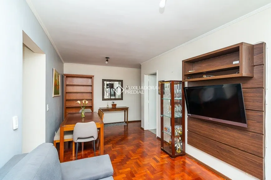 Foto 1 de Apartamento com 2 Quartos à venda, 77m² em Rio Branco, Porto Alegre