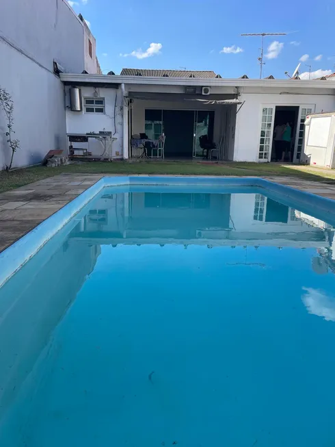 Foto 1 de Casa com 2 Quartos à venda, 50m² em Jardim Rincão, Arujá