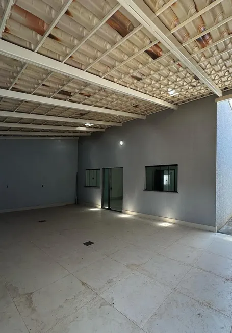 Foto 1 de Casa com 3 Quartos à venda, 154m² em Conceição, Feira de Santana