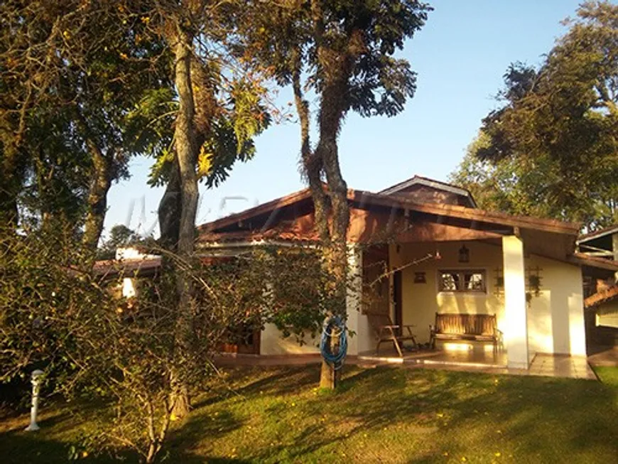 Foto 1 de Casa com 3 Quartos à venda, 270m² em Parque Petrópolis, Mairiporã