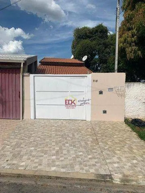 Foto 1 de Casa com 2 Quartos à venda, 135m² em Jardim Aeroporto, Guaratinguetá