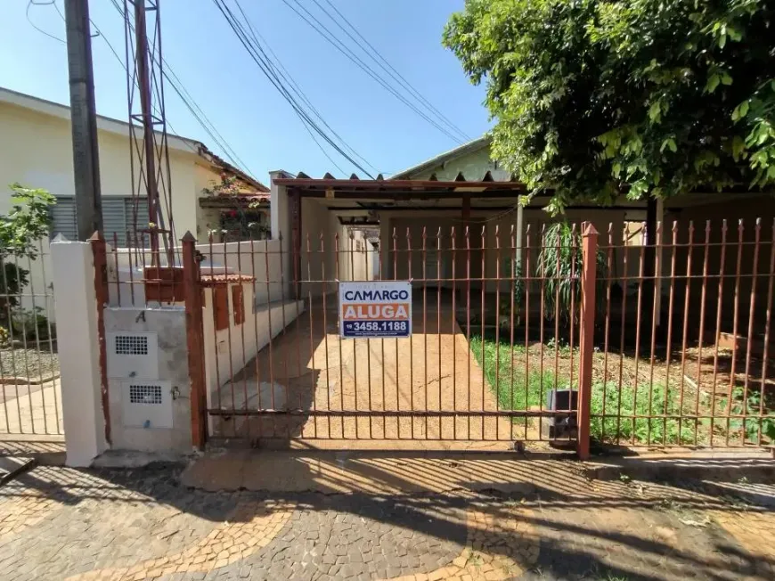 Foto 1 de Casa com 2 Quartos para alugar, 10m² em Jardim São Paulo, Americana