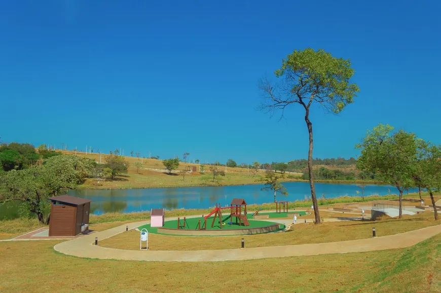 Foto 1 de Lote/Terreno à venda, 1000m² em Quintas Coloniais, Contagem