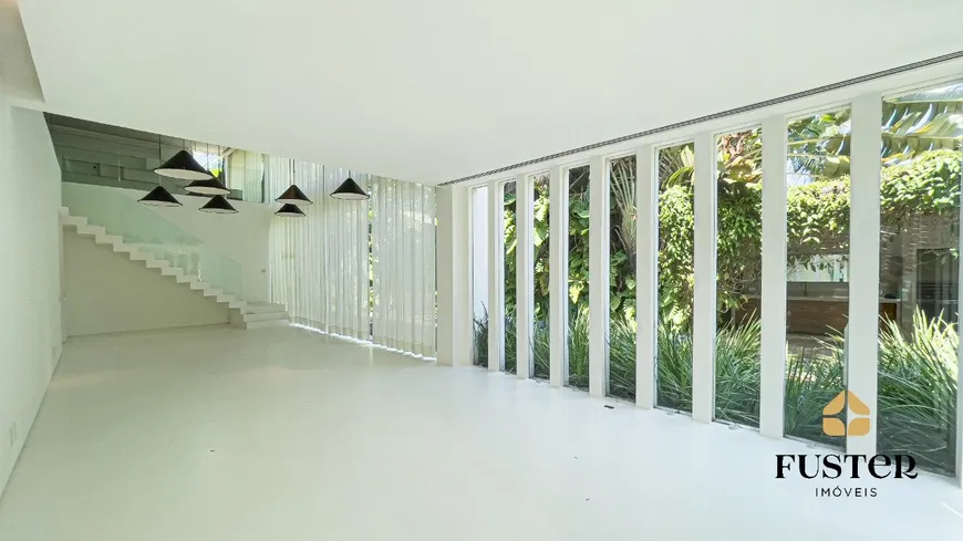 Foto 1 de Casa de Condomínio com 4 Quartos à venda, 700m² em Itanhangá, Rio de Janeiro