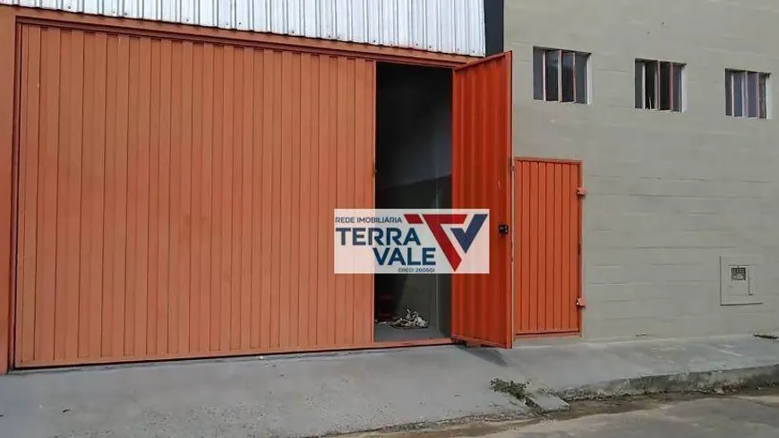 Foto 1 de Galpão/Depósito/Armazém para alugar, 221m² em Vila Geny, Lorena