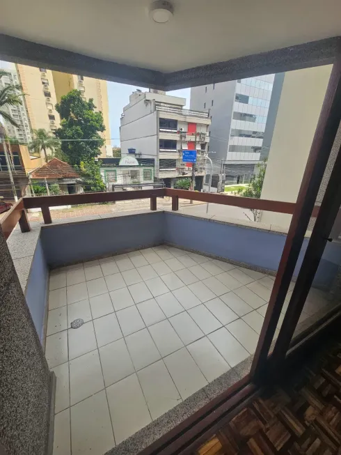 Foto 1 de Apartamento com 2 Quartos para alugar, 75m² em Passo D areia, Porto Alegre