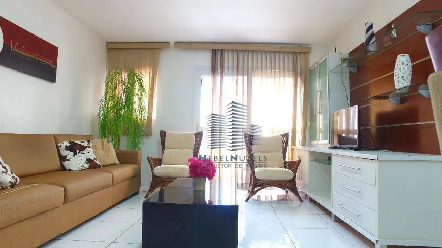 Foto 1 de Apartamento com 3 Quartos para alugar, 78m² em Jatiúca, Maceió