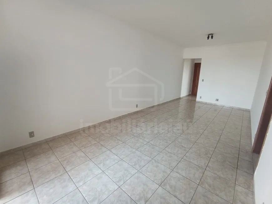 Foto 1 de Apartamento com 3 Quartos à venda, 138m² em Centro, Jaú