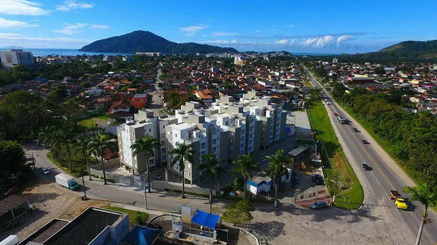 Foto 1 de Apartamento com 2 Quartos à venda, 48m² em Estufa I, Ubatuba