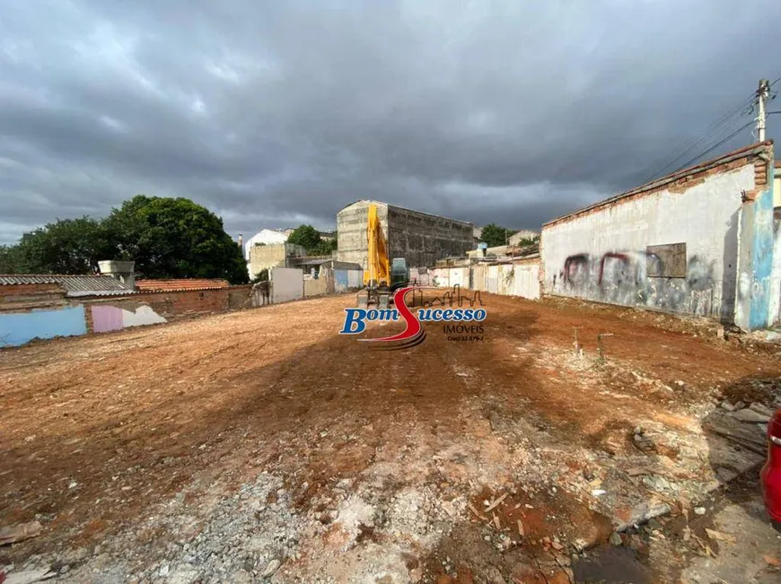 Foto 1 de Lote/Terreno à venda, 715m² em Vila Invernada, São Paulo