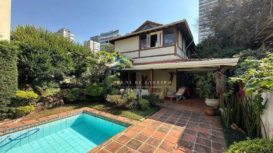 Foto 1 de Casa com 3 Quartos à venda, 440m² em Jardim Paulistano, São Paulo