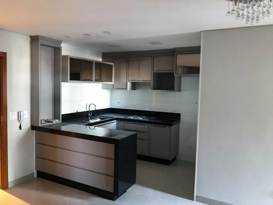 Foto 1 de Apartamento com 3 Quartos à venda, 77m² em Zona 01, Maringá