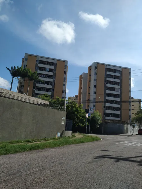 Foto 1 de Apartamento com 3 Quartos à venda, 87m² em Fátima, Fortaleza