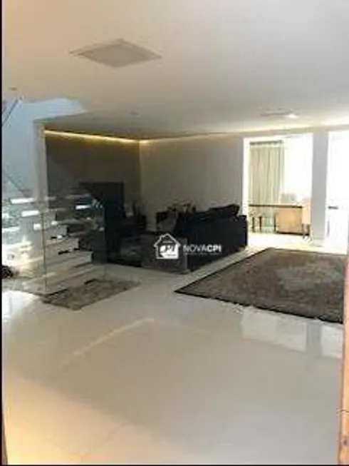 Foto 1 de Sobrado com 3 Quartos à venda, 270m² em Boqueirão, Praia Grande