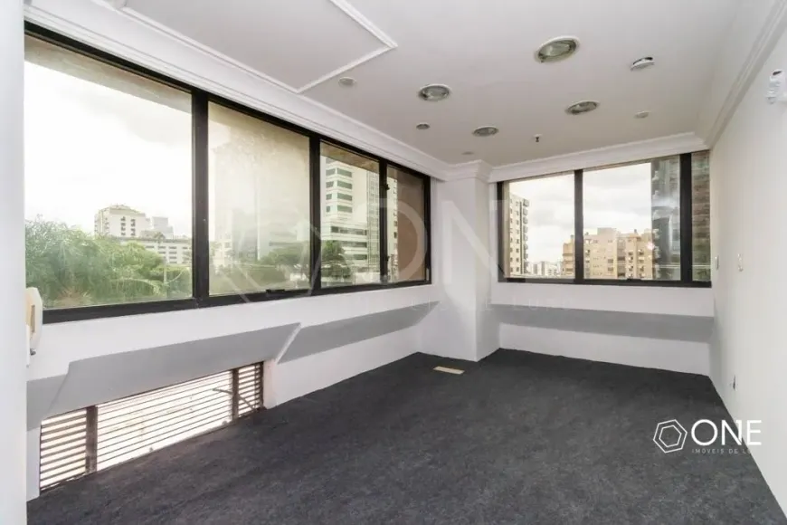 Foto 1 de Sala Comercial para alugar, 48m² em Boa Vista, Porto Alegre