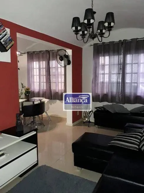 Foto 1 de Casa de Condomínio com 3 Quartos à venda, 130m² em Pendotiba, Niterói