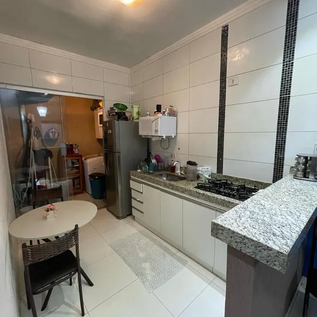Foto 1 de Casa com 2 Quartos à venda, 47m² em Novo Mundo, Uberlândia