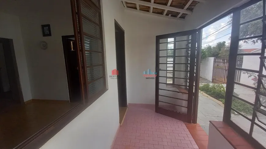 Foto 1 de Casa com 4 Quartos à venda, 200m² em Vila Santo Antônio, Valinhos