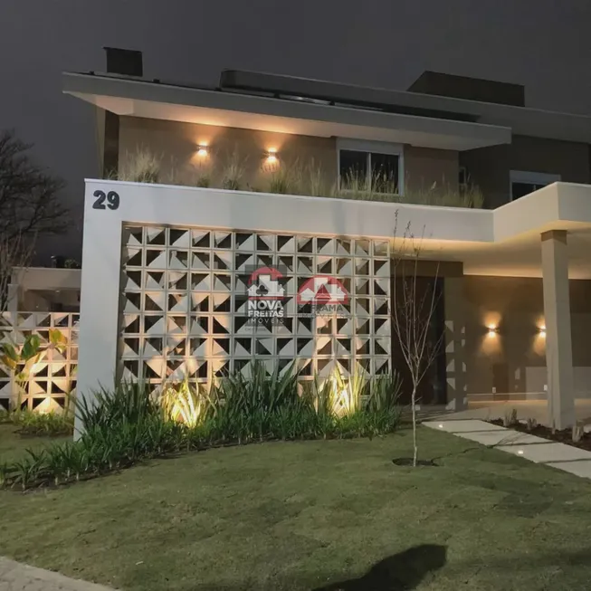 Foto 1 de Casa com 5 Quartos à venda, 135m² em Condomínio Sunset Park, São José dos Campos