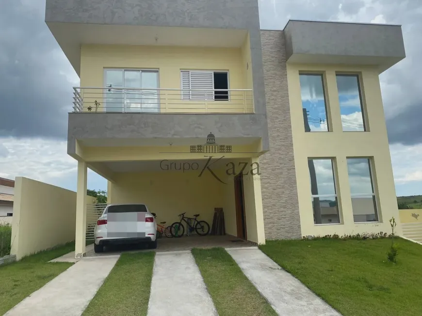 Foto 1 de Casa de Condomínio com 4 Quartos à venda, 250m² em Loteamento Verana, São José dos Campos